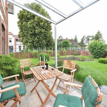 Kanalvilla - Urlaub Am Nord-Ostseekanal - Zwei Ferienwohnungen Im Angebot- Eine Im Dachgeschoss Und Eine Wohnung Mit Garten Sehestedt  Экстерьер фото